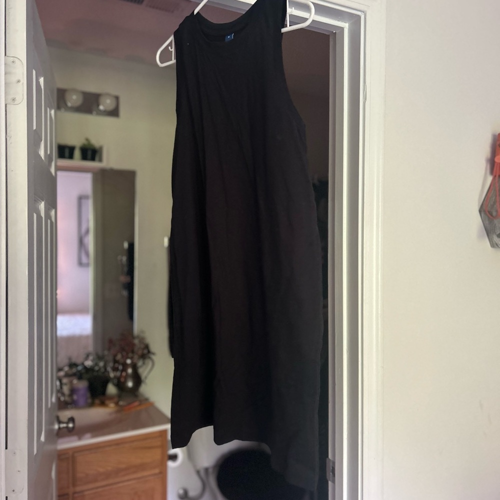 Elegant Black Sleeveless Dress